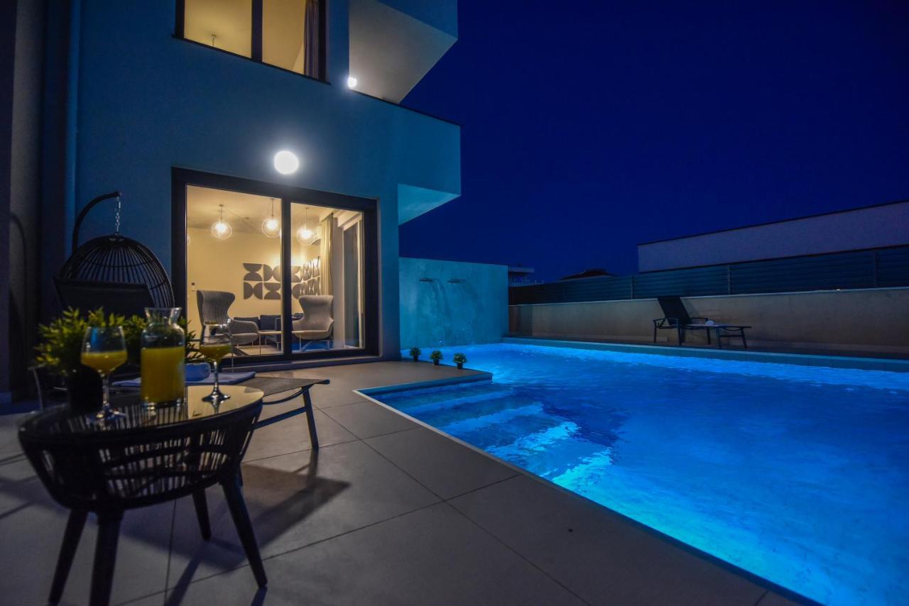 Villa Sara - Private Infinity Pool Novalja Exterior photo